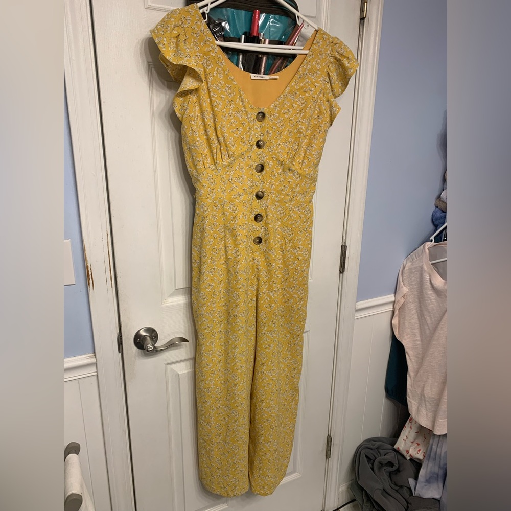 Like new boutique romper
